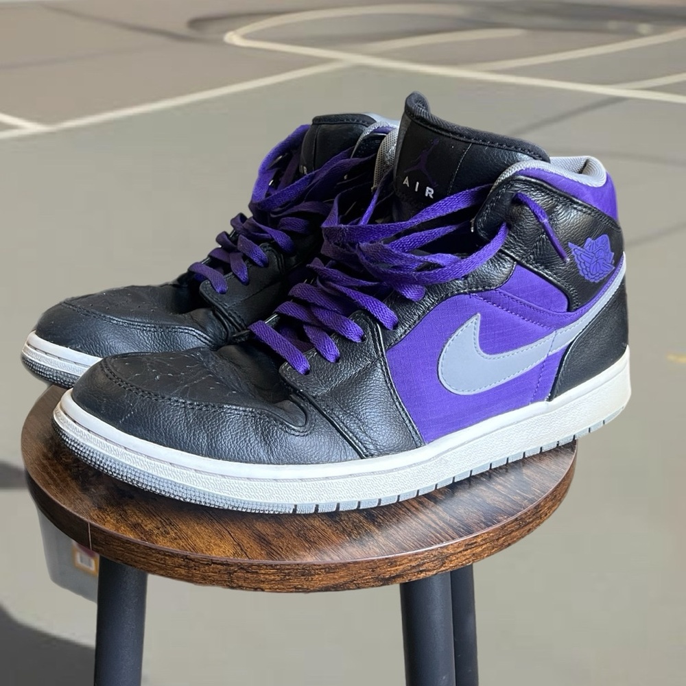 Nike Air Jordan 1 High Tops Phat Court Purple sz 12